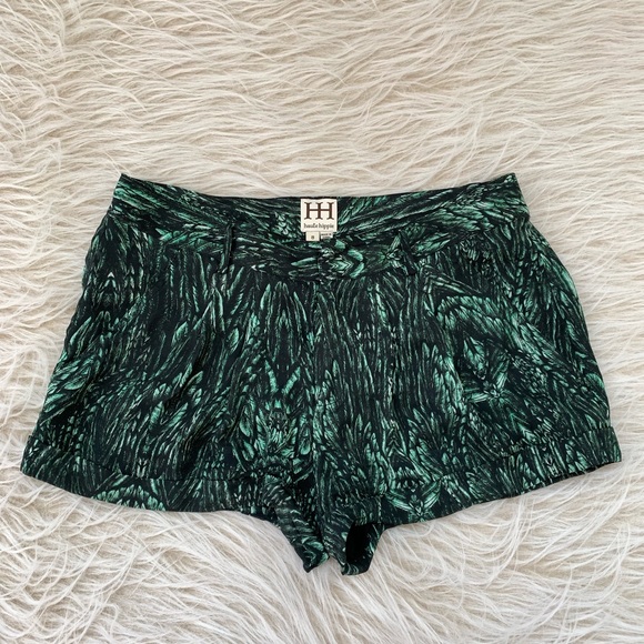 Haute Hippie Pants - Haute Hippie 100% silk shorts green leaf palm 8